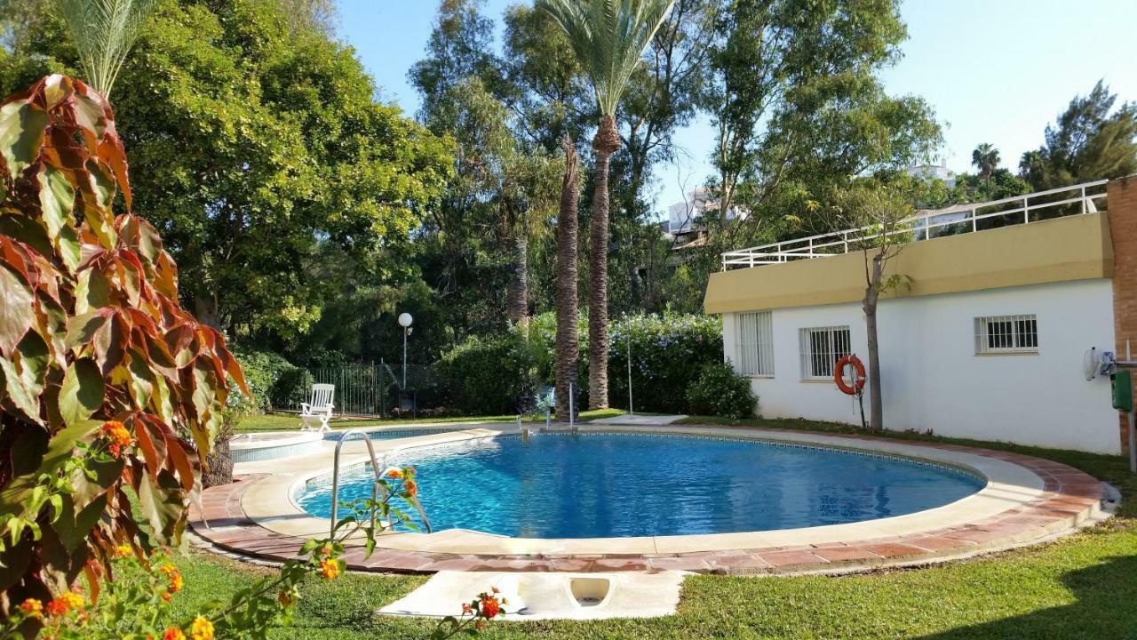 Palmeras Del Golf 베날마데나코스타 외부 사진